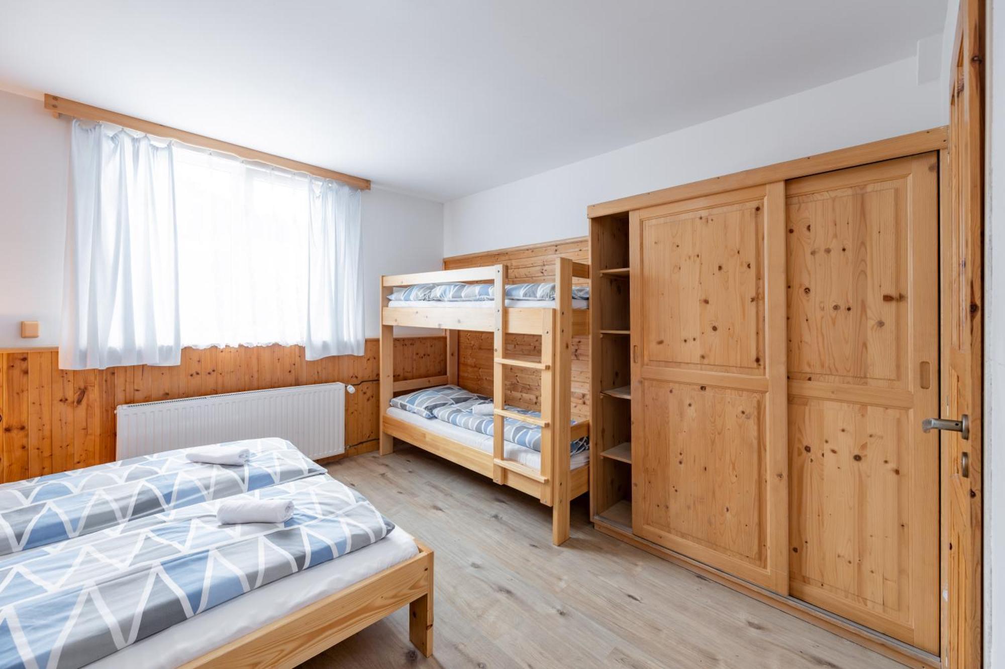 Horsky Hotel Kycerka Velké Karlovice エクステリア 写真