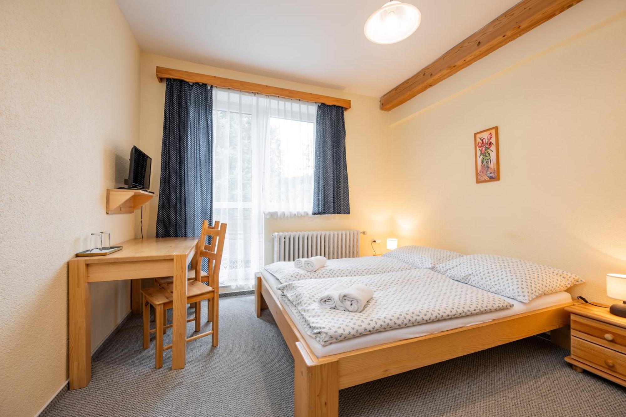 Horsky Hotel Kycerka Velké Karlovice エクステリア 写真