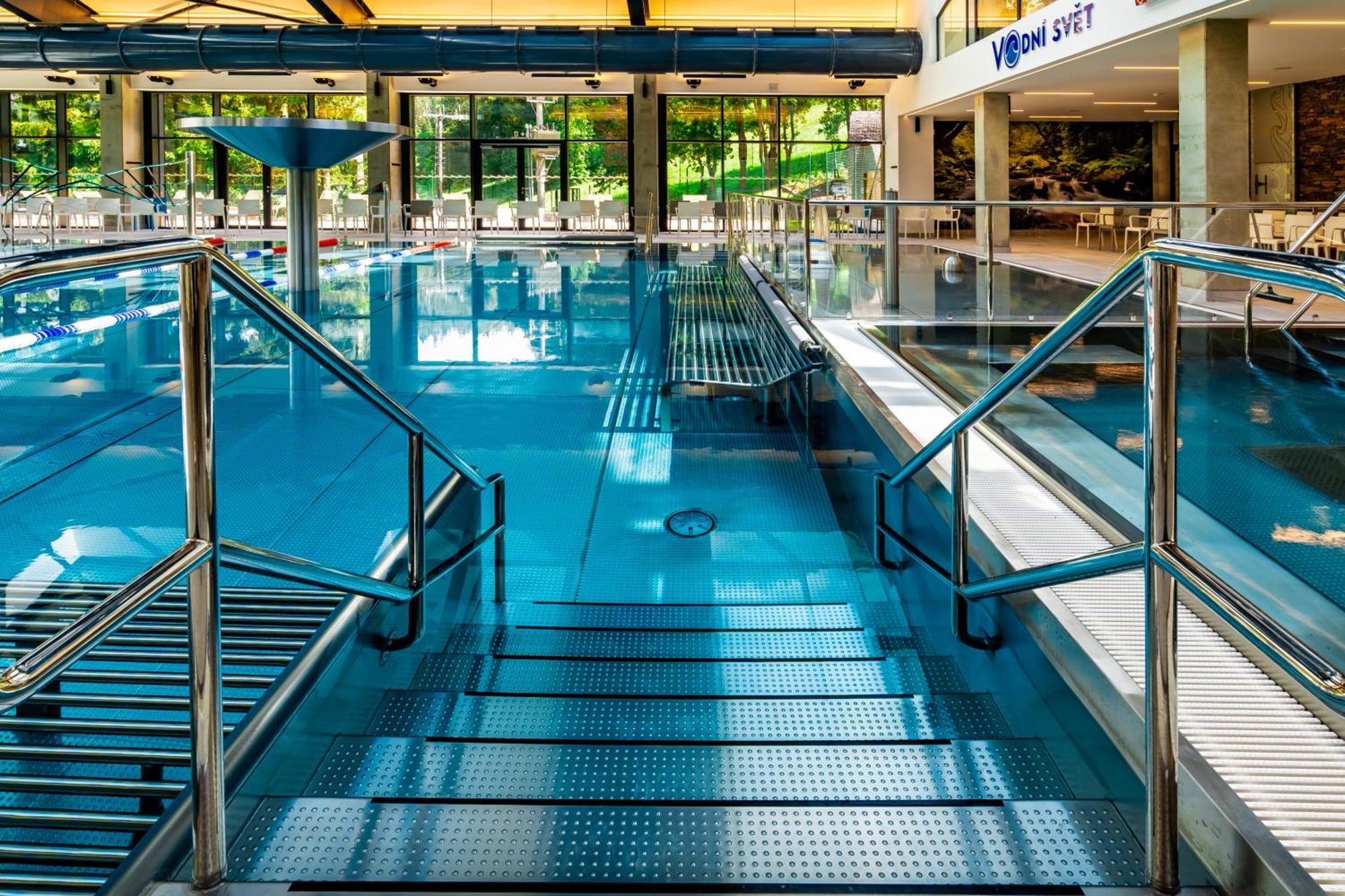 Horsky Hotel Kycerka Velké Karlovice エクステリア 写真